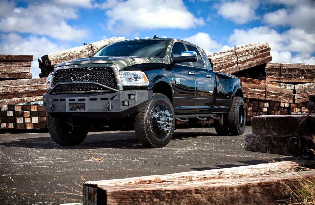 Dodge Ram 3500 чёрный