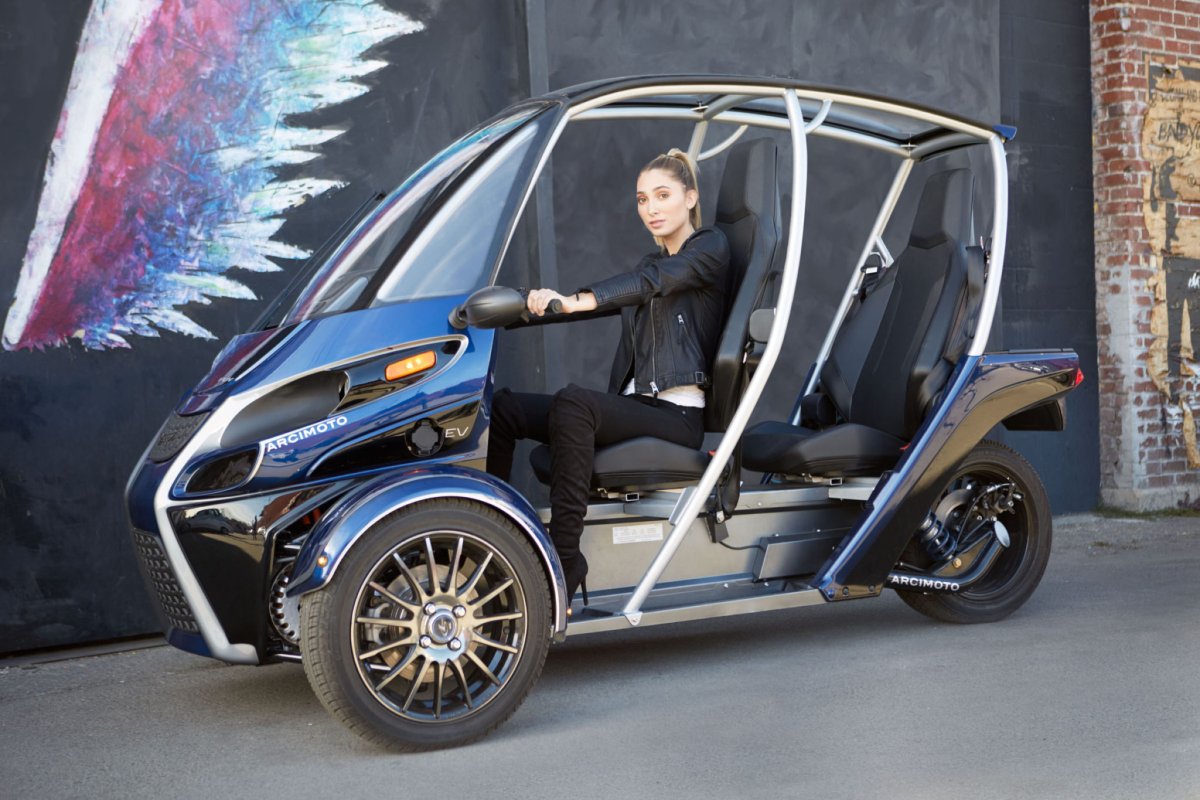 Электрический трайк Arcimoto