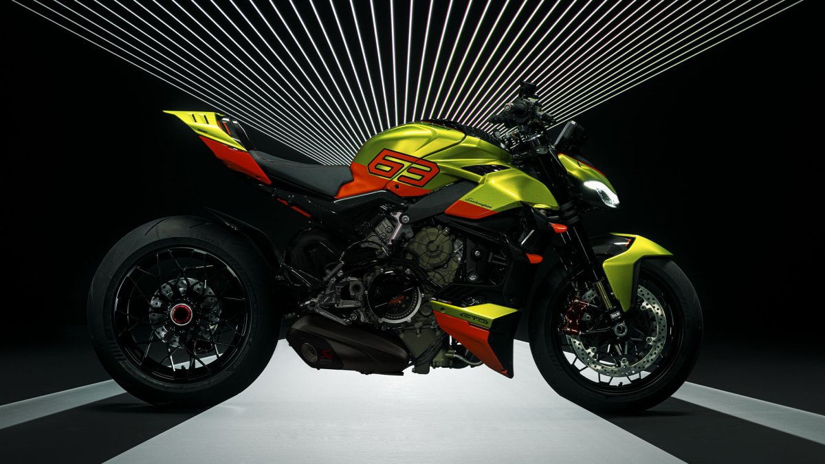 Ducati Streetfighter v4