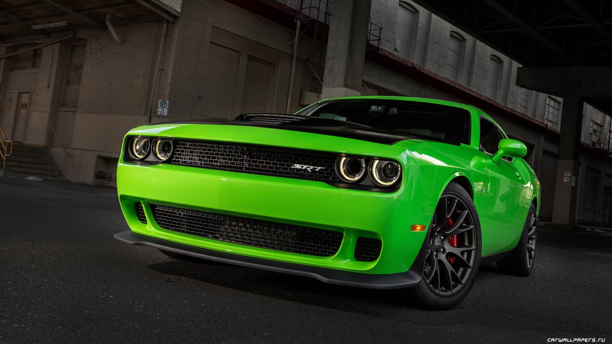 Dodge Challenger srt8 2015