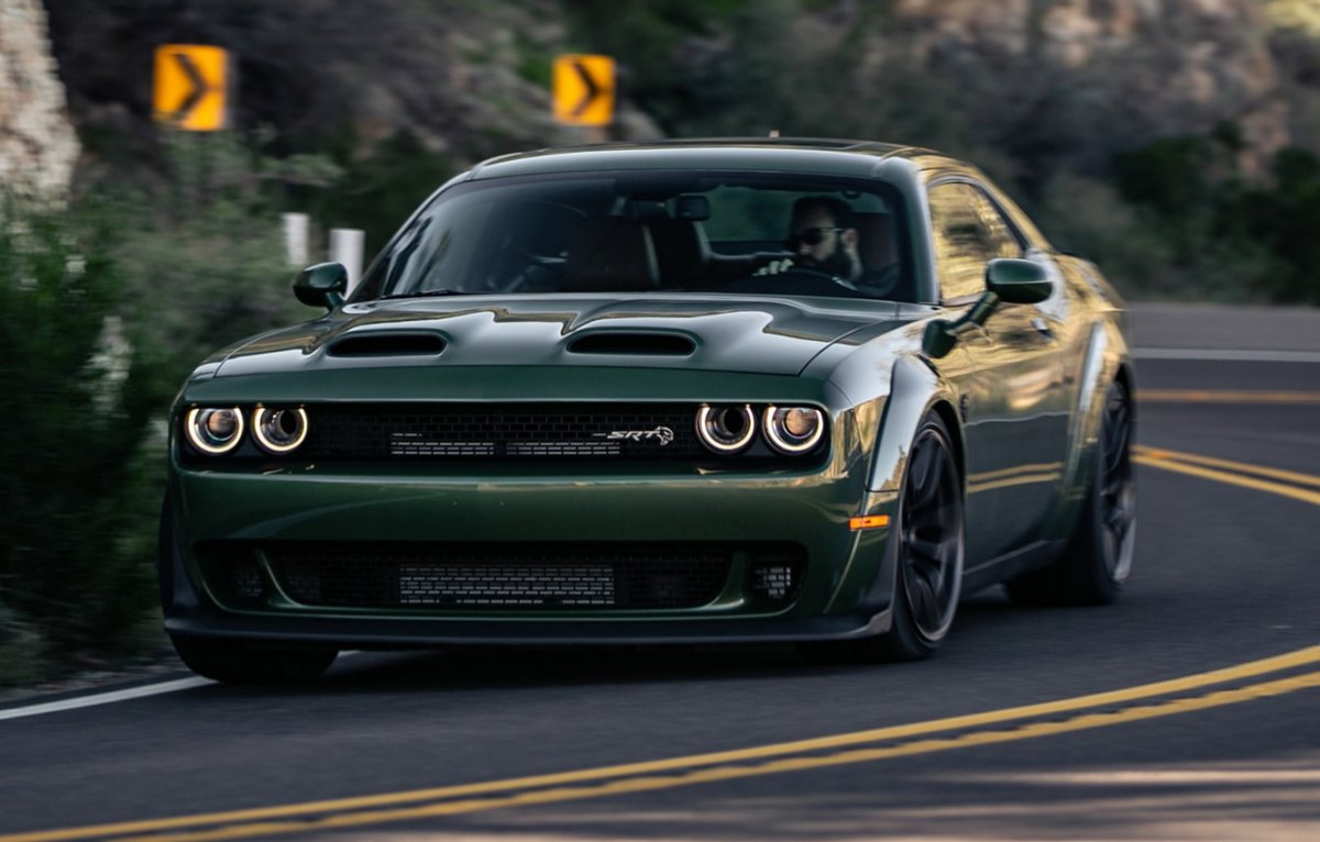 Dodge Challenger Hellcat Demon