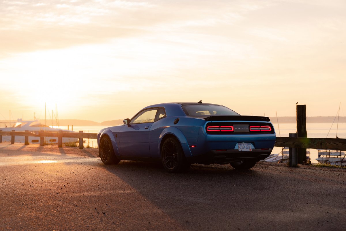 Dodge Challenger srt 4к