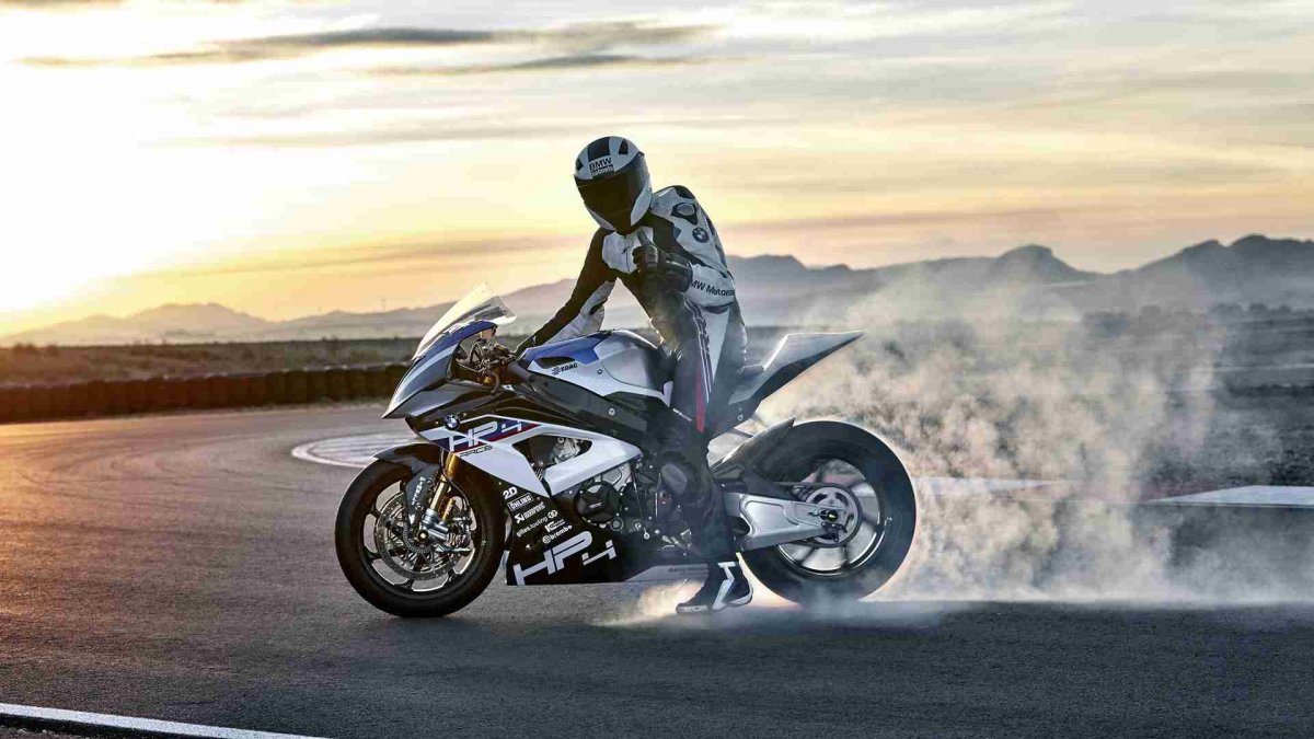 BMW hp4 Race обои