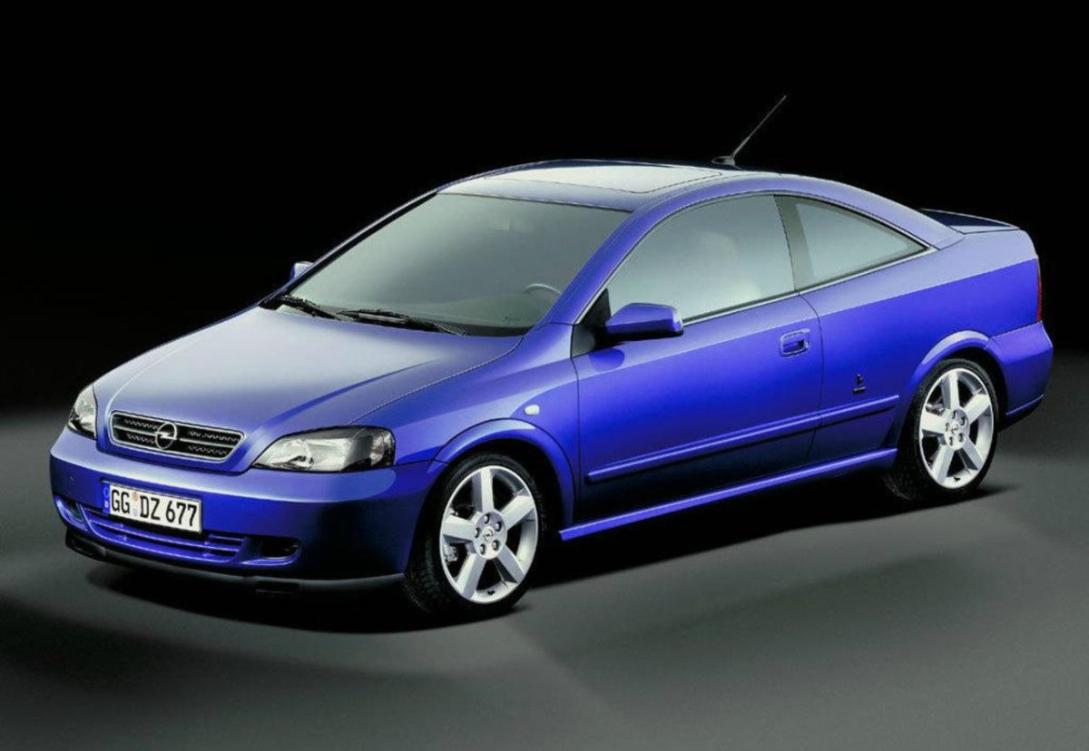 Opel Astra Coupe 2000