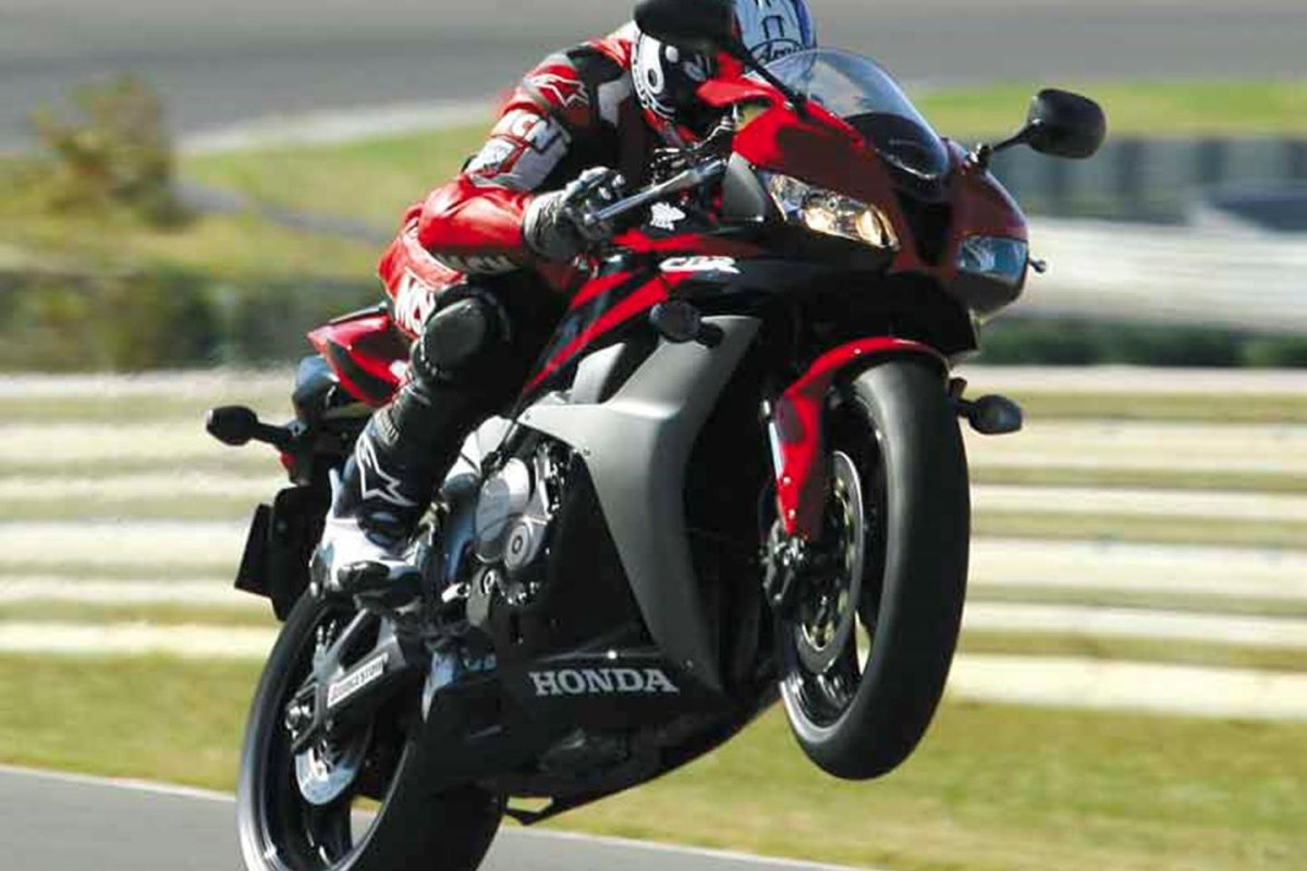 Honda CBR 600 RR Ride