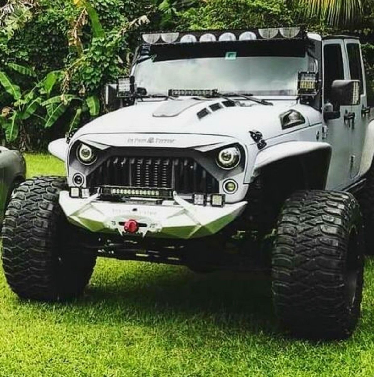 Злой Вранглер Jeep