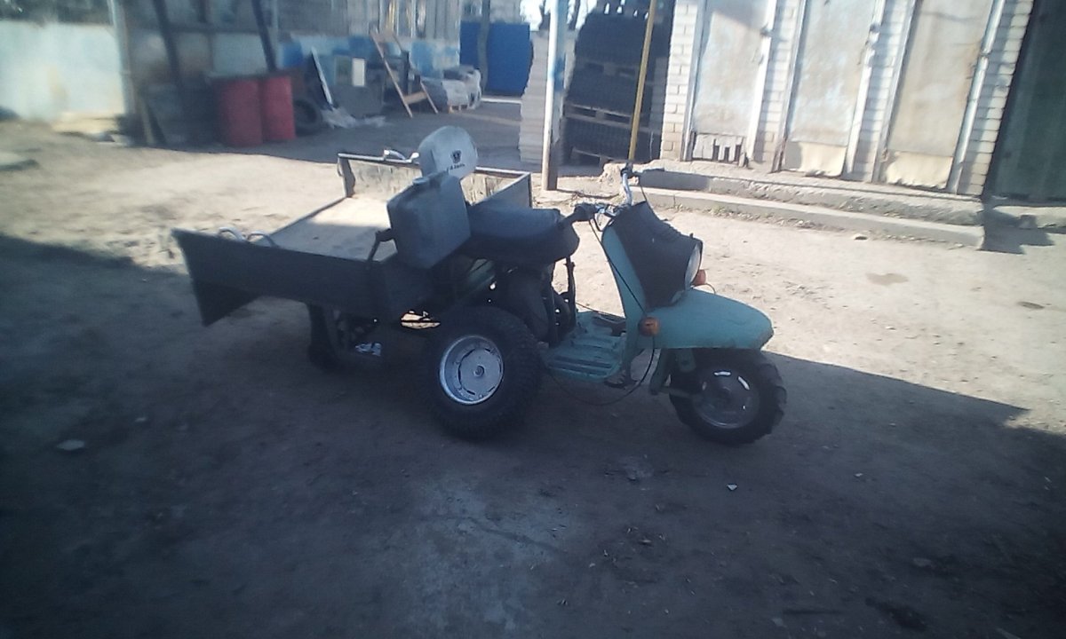 Мотороллер муравей на гусеницах