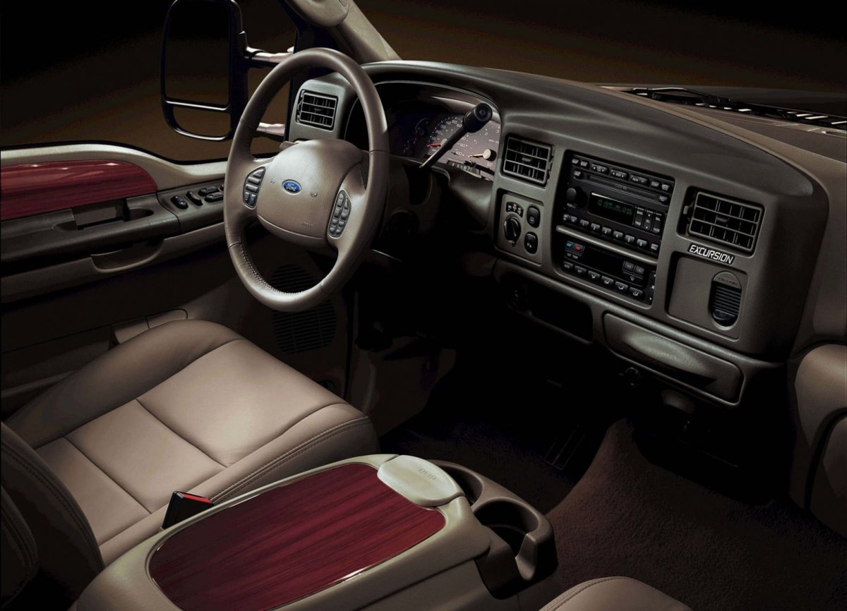 Ford Excursion 2000