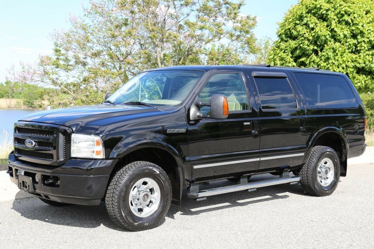 Ford Excursion 2005