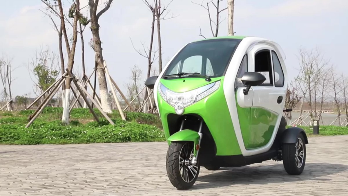 Veleco 3 Wheel Electric vehicle Electric Mobility Scooter Double Electric car 45km/h White