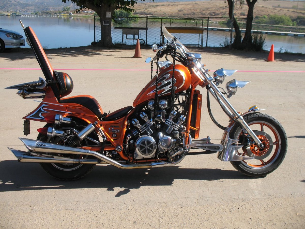 V Max 1200 Chopper