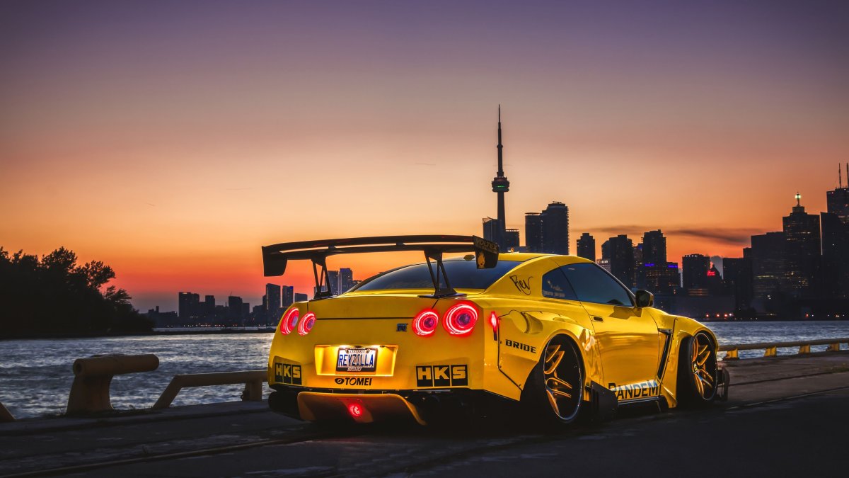 Nissan gt-r r35 жёлтый