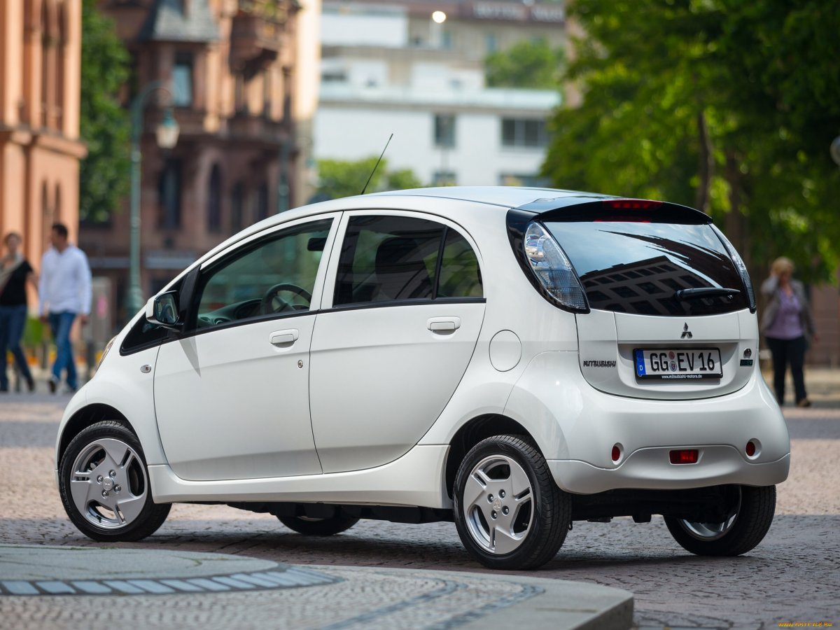 Mitsubishi i-MIEV at, 2011,