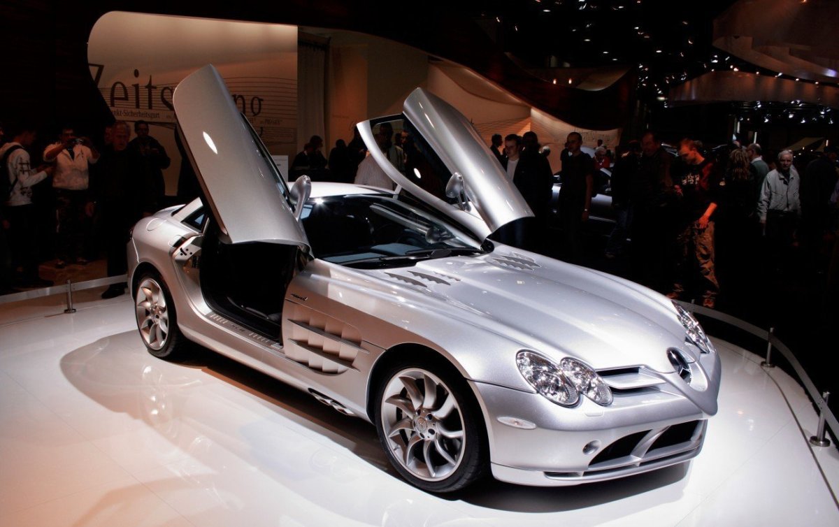 Mercedes-Benz SLR MCLAREN 2003