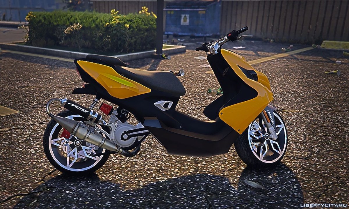 Yamaha Aerox BWS