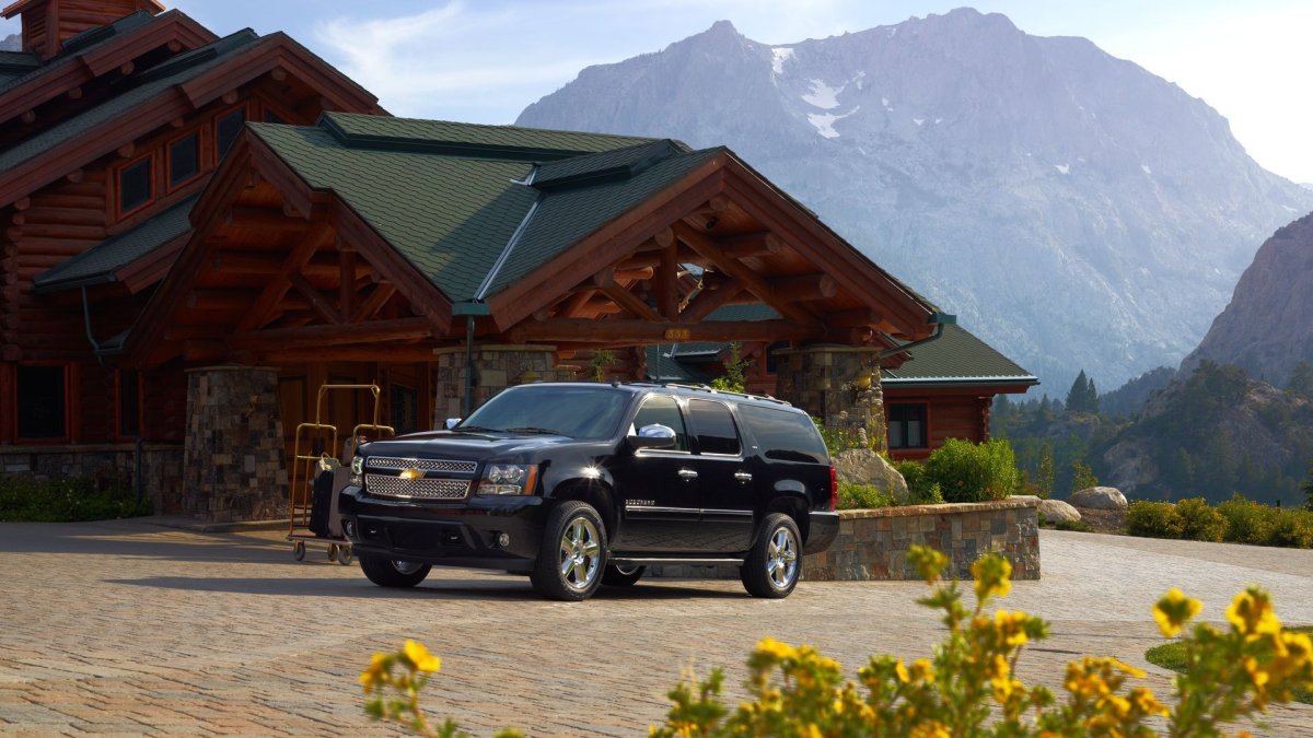 Chevrolet Tahoe 2020 в горах