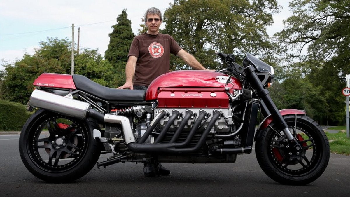Мотоцикл v10 Viper