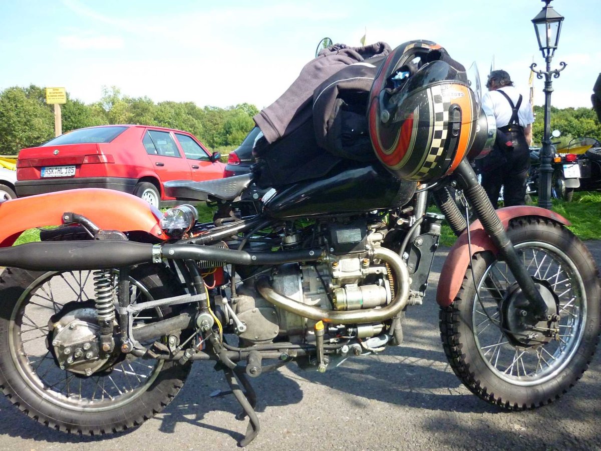 Дизельный мотоцикл d2000