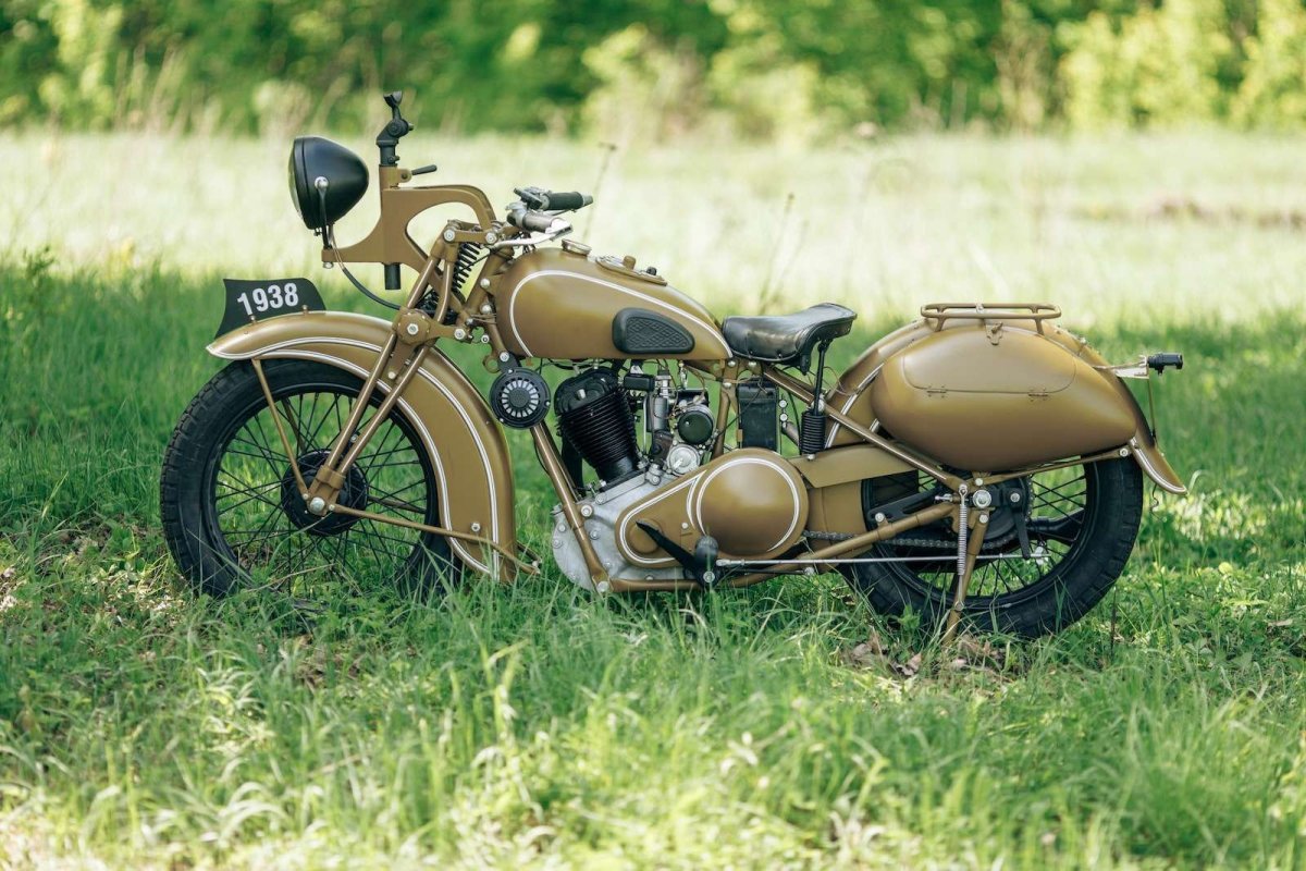 Советский мотоцикл Тиз ам 600