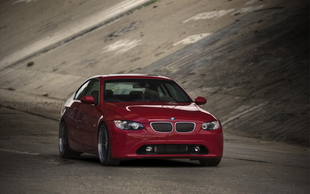 БМВ 325i