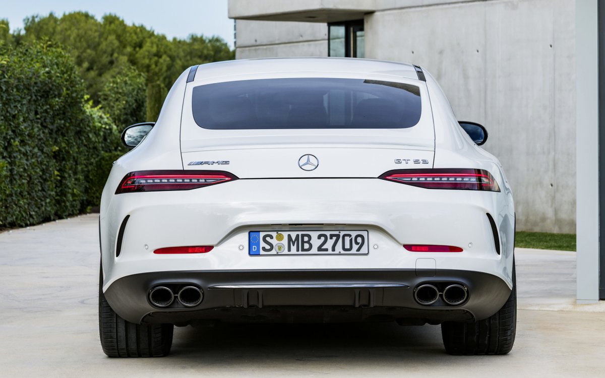 Мерседес Бенц gt 53 AMG