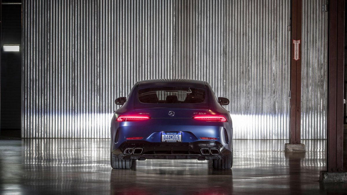 Mercedes Benz gt63s