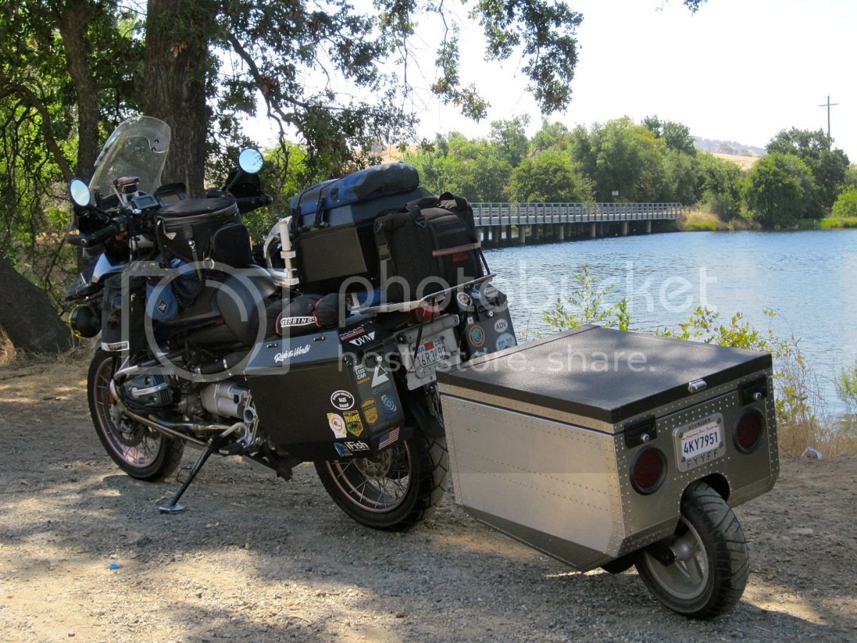 Мотоприцеп Лидер