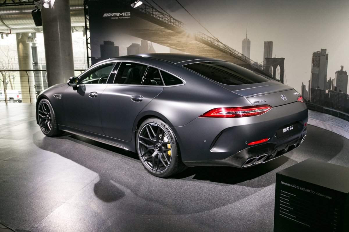 Mercedes AMG gt 63s Coupe