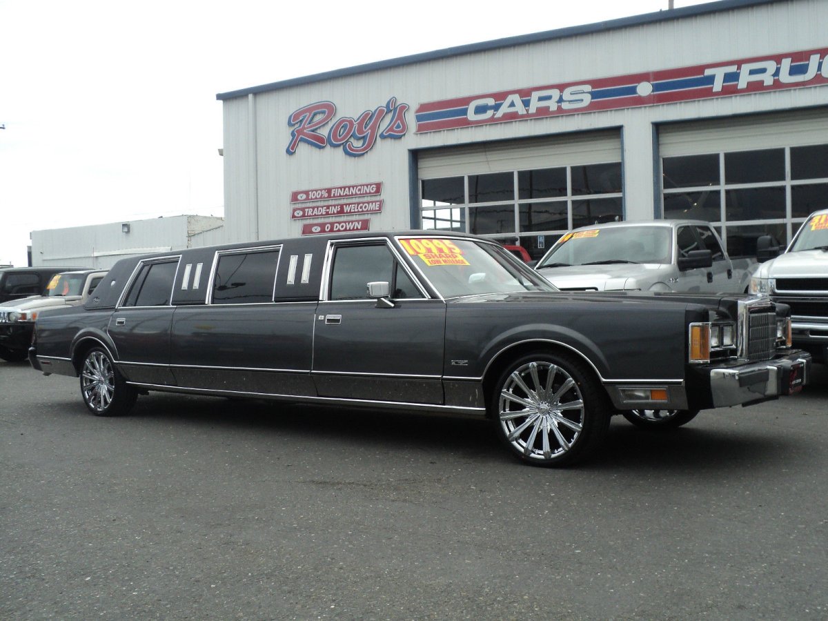 Lincoln Town car 1989 седан