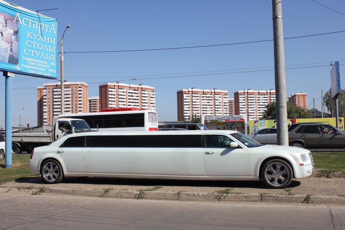 Крайслер 300с лимузин