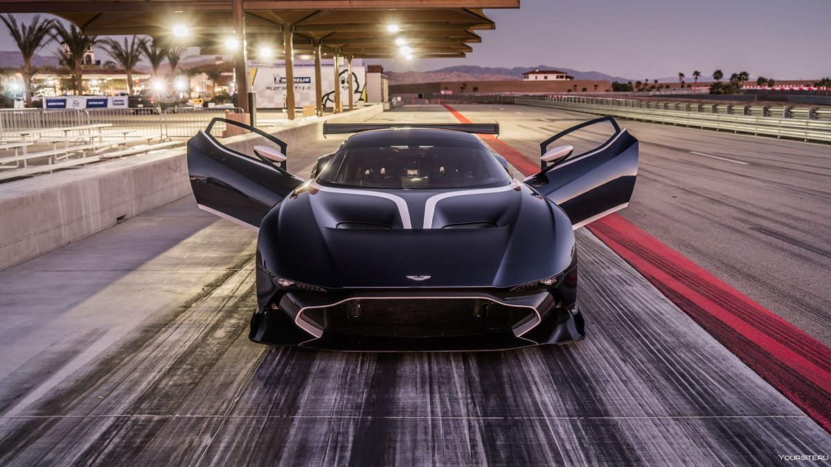 2016 Aston Martin Vulcan