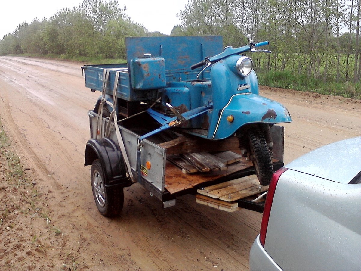 Трёхколёсный грузовой мотороллер ТГА 200 муравей