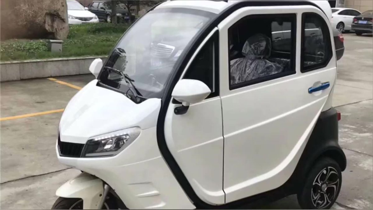 Трицикл с кабиной Redant 2200