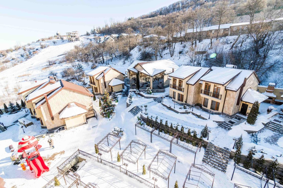 Elegant Hotel Resort Цахкадзор