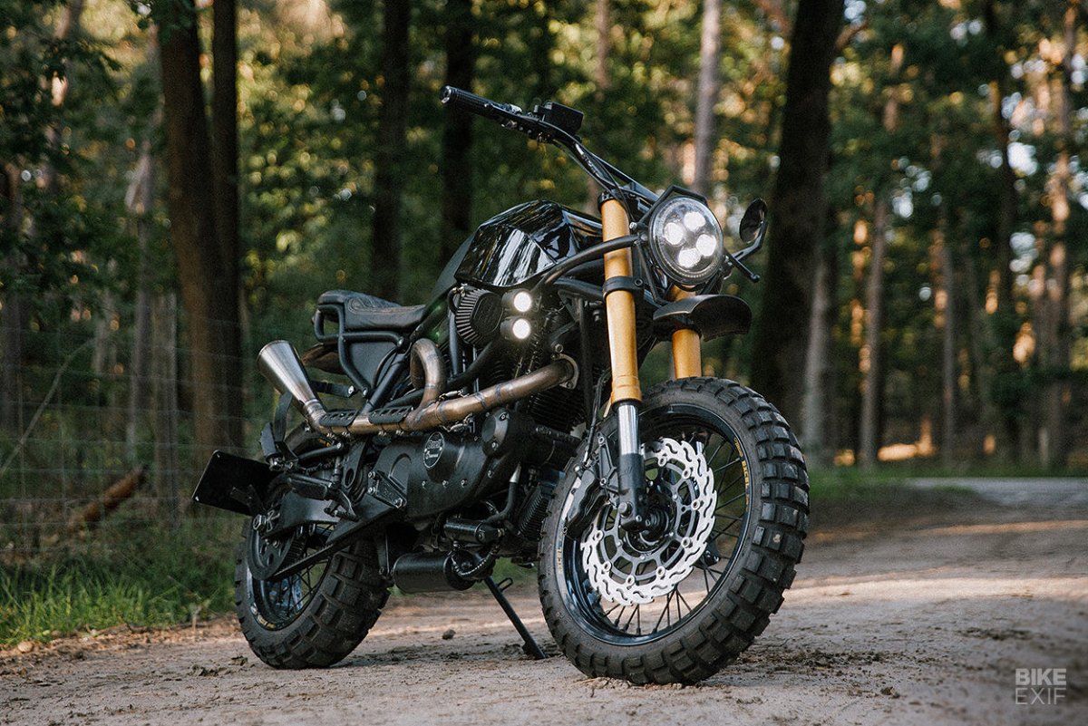 Внедорожный мотоцикл Scrambler