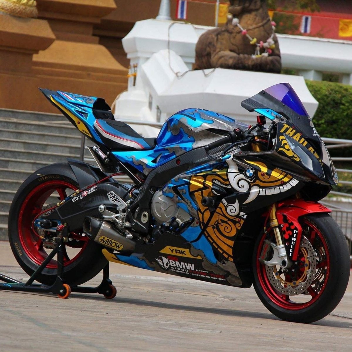 Спортбайк BMW s1000rr
