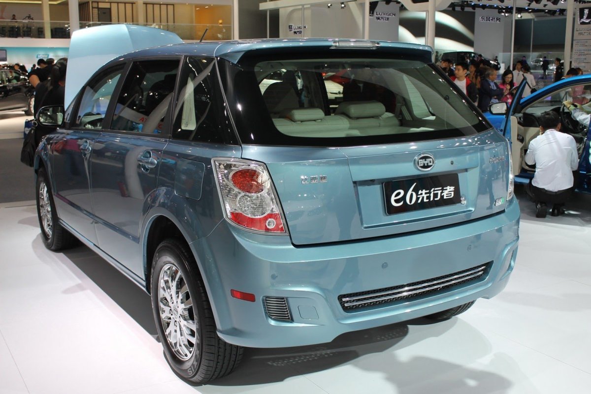 BYD e6 2020