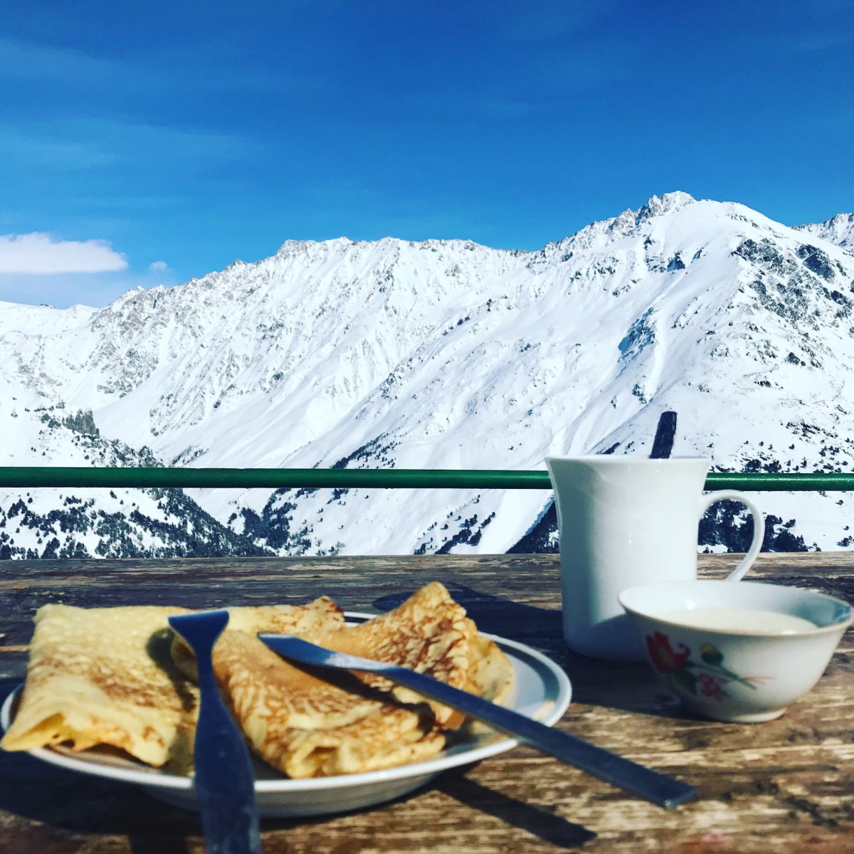 Завтраке с видом на эльбрус 1993