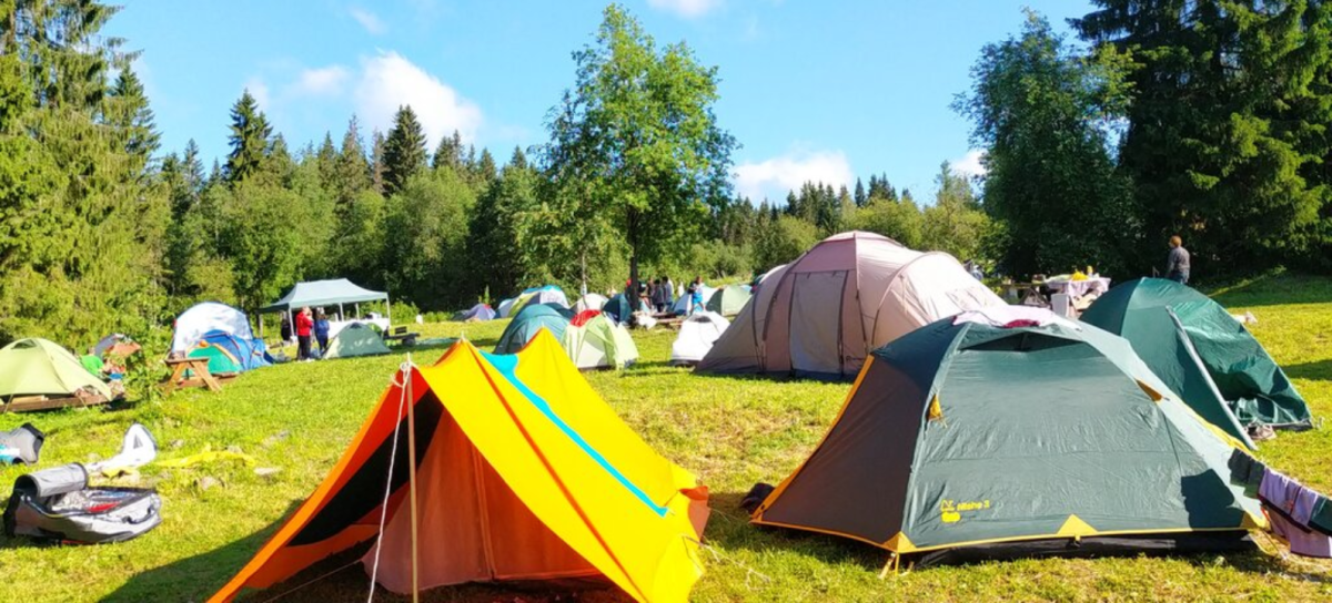 Кемпинг в Карелии с палатками Рускеала