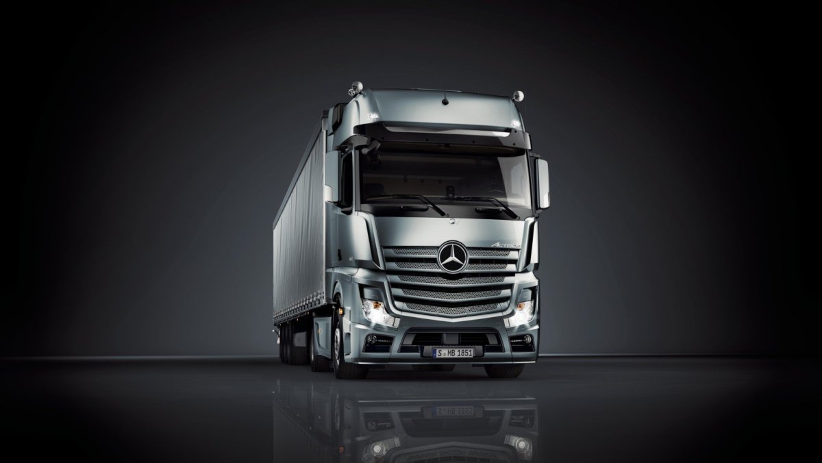 Mercedes Benz New Actros GIGASPACE