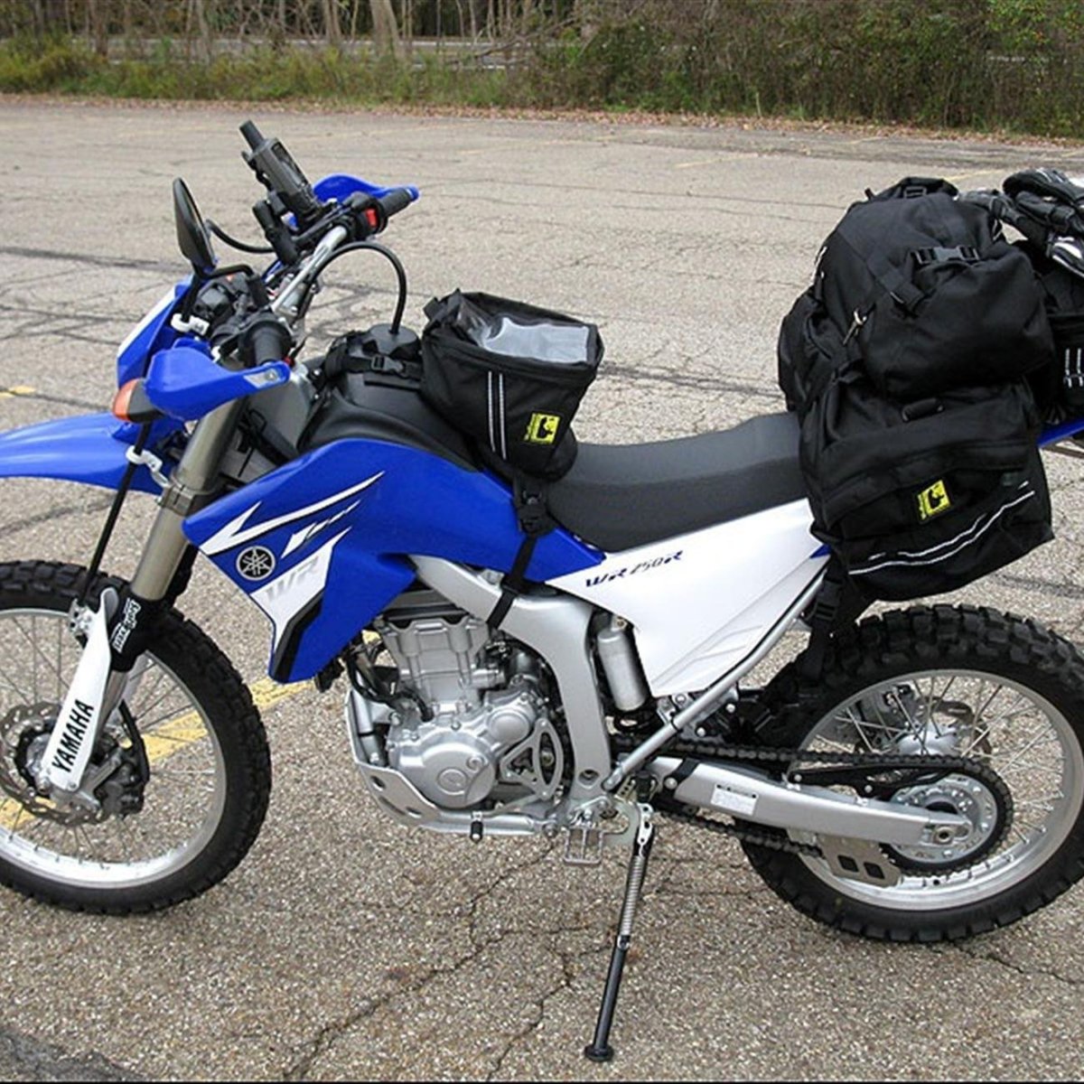 Мотоцикл мотолэнд эндуро 250 с кофрами