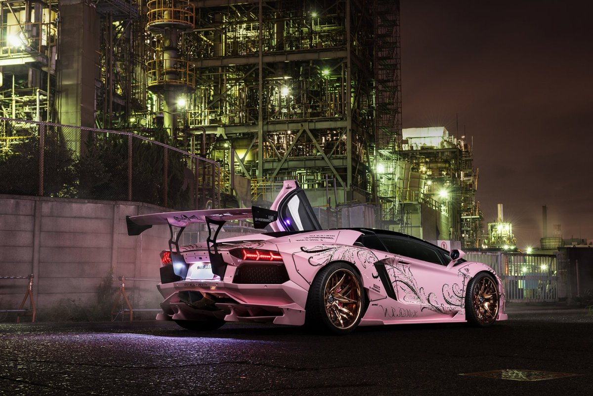 Lamborghini Aventador Tuning Pink