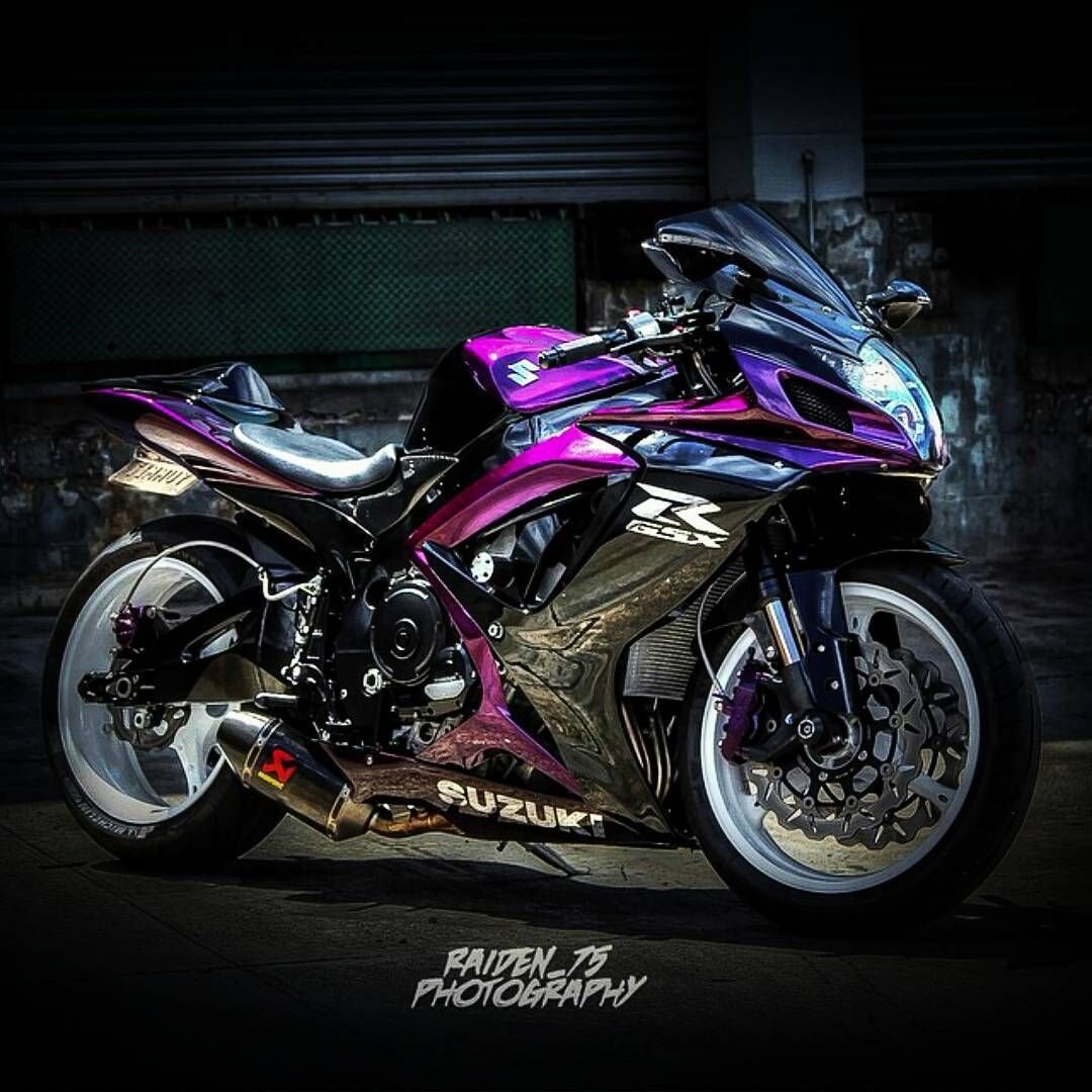 Suzuki GSXR 750 Moto Ninja