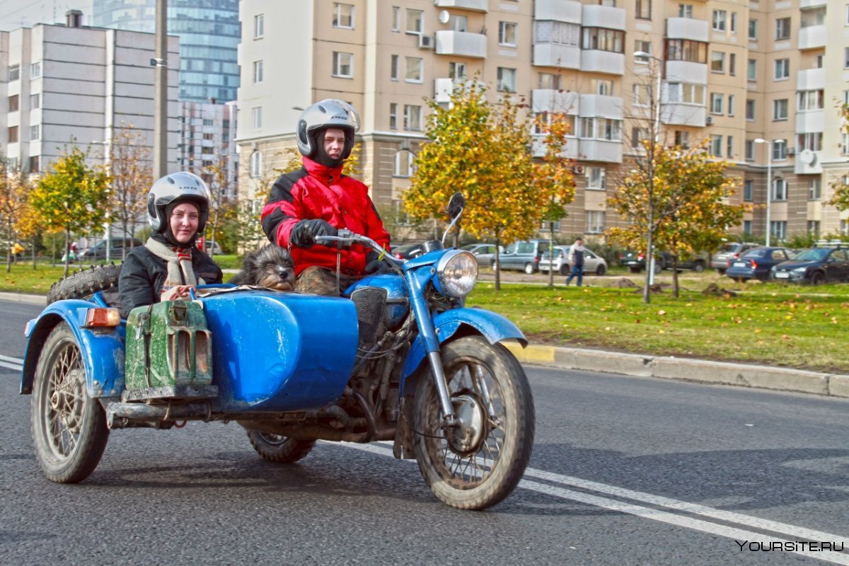 Мотоцикл Урал с люлькой