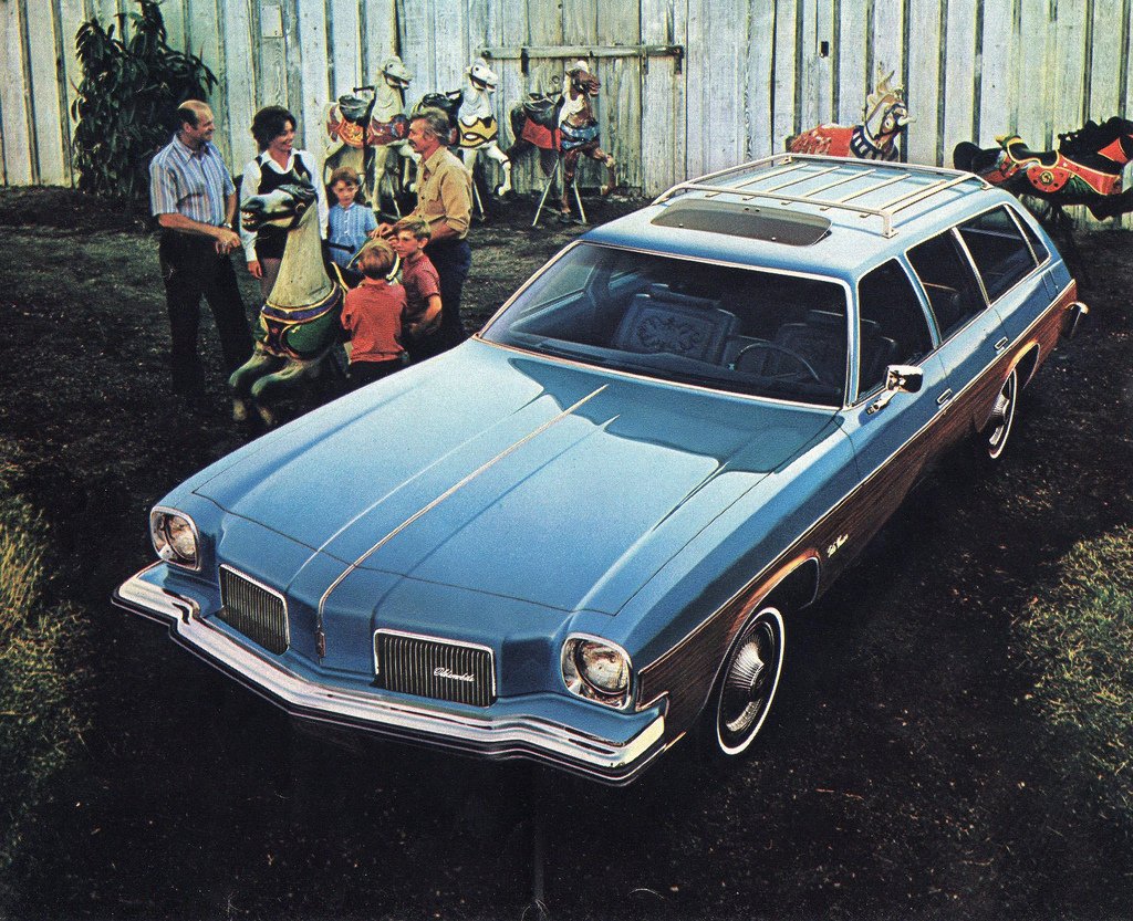Oldsmobile Vista Cruiser 1973