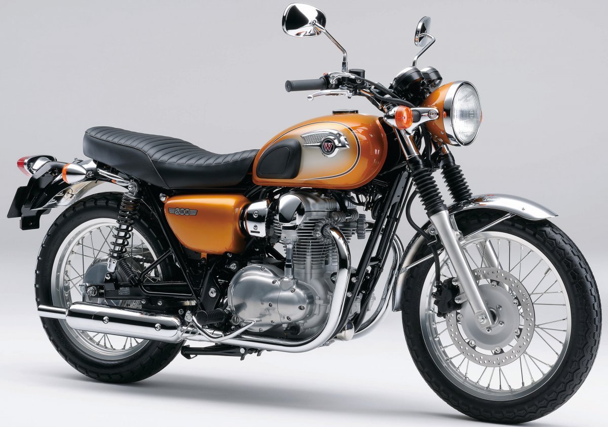 Kawasaki w800 Triumph