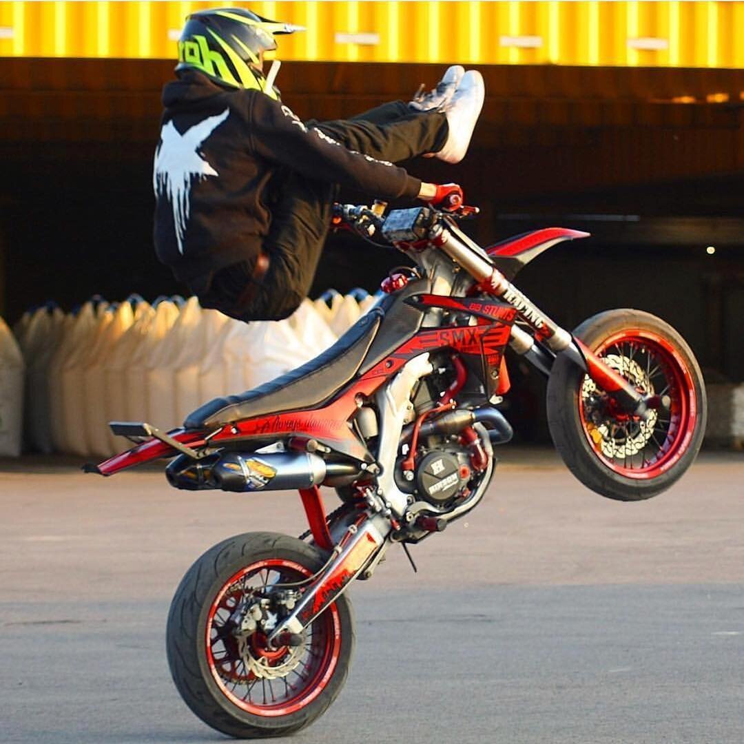 BSE 125 Stunt