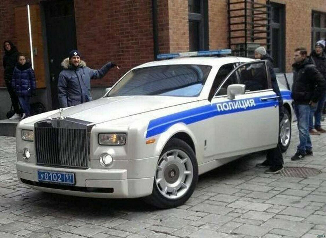 Роллс Ройс полиция Москва