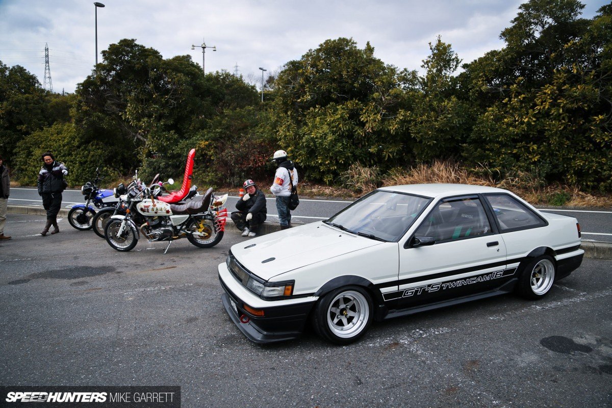 Toyota ae86 Легенда