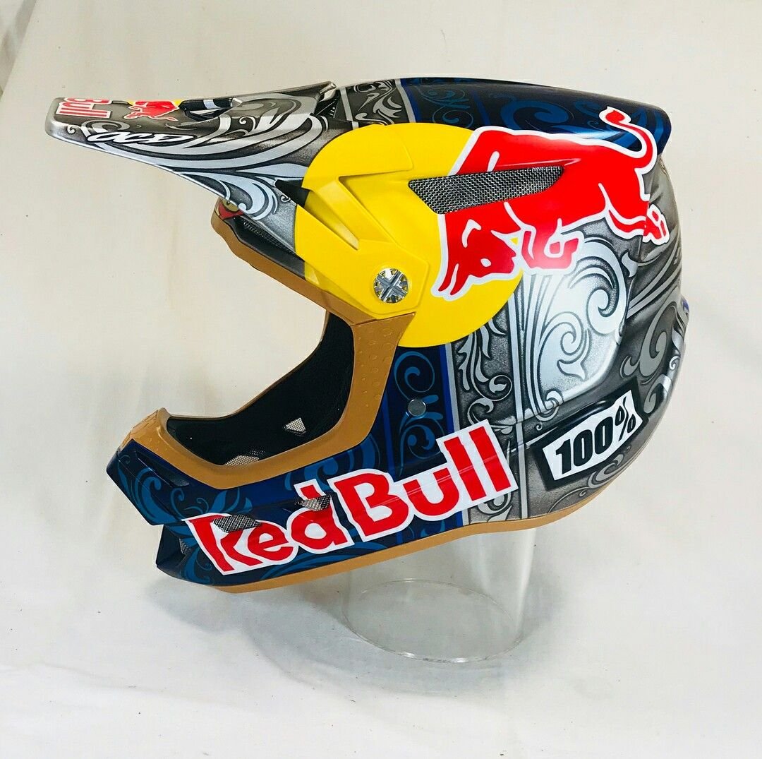 Шлем для питбайка Red bull